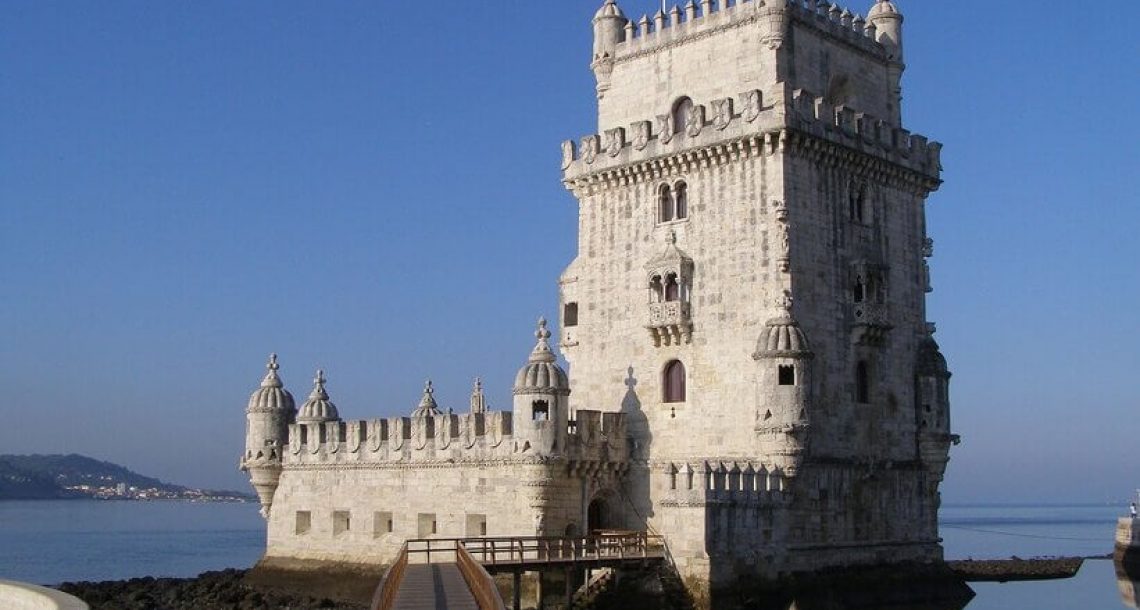 איך מגישים בקשה לבדיקת זכאות לממשלת פורטוגל?